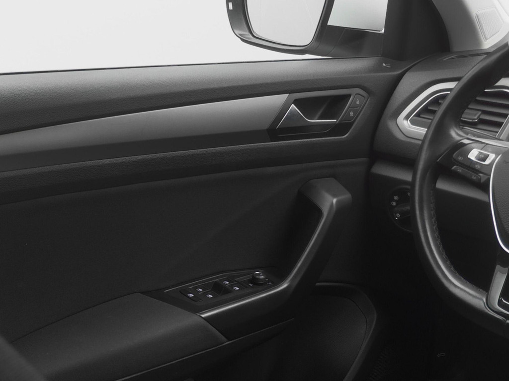 Volkswagen T-Roc (L530PS) met abonnement
