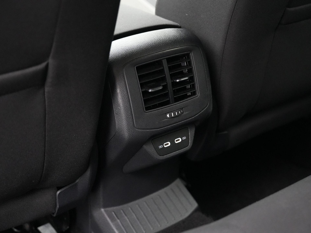 Volkswagen T-Roc (L530PS) met abonnement