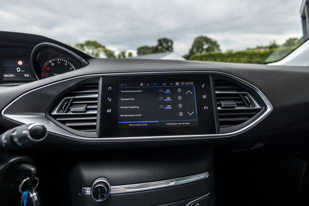 Peugeot 308 (K242LJ) met abonnement
