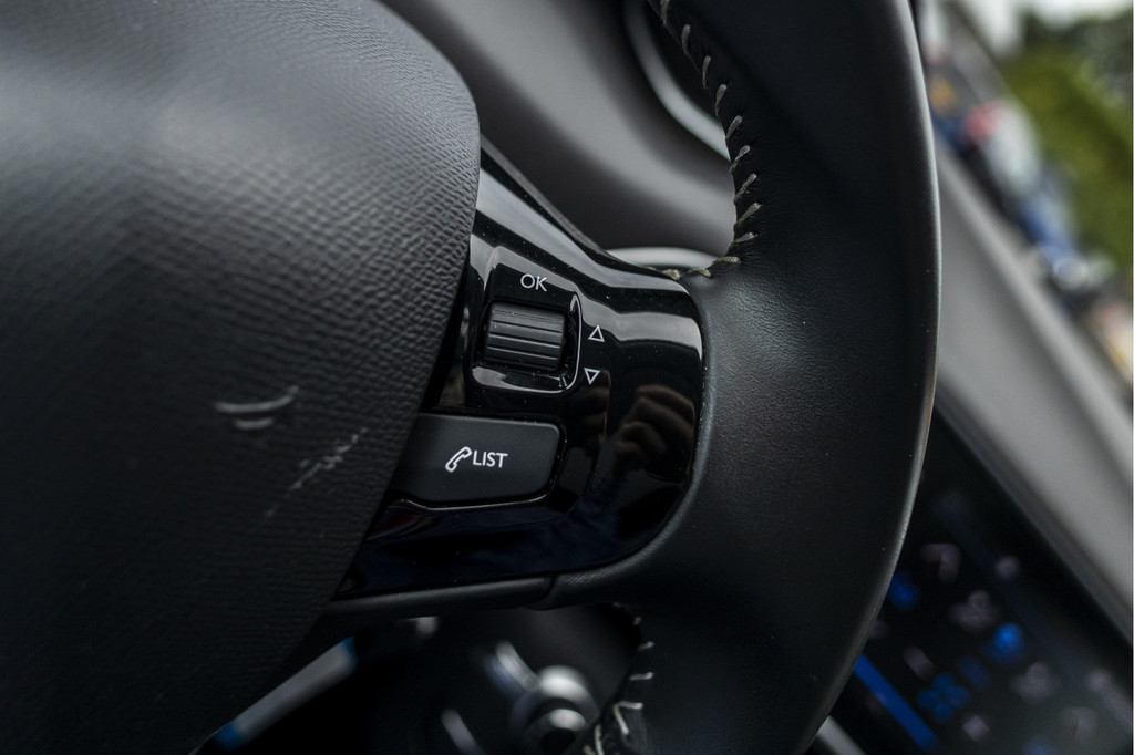 Peugeot 308 (K242LJ) met abonnement
