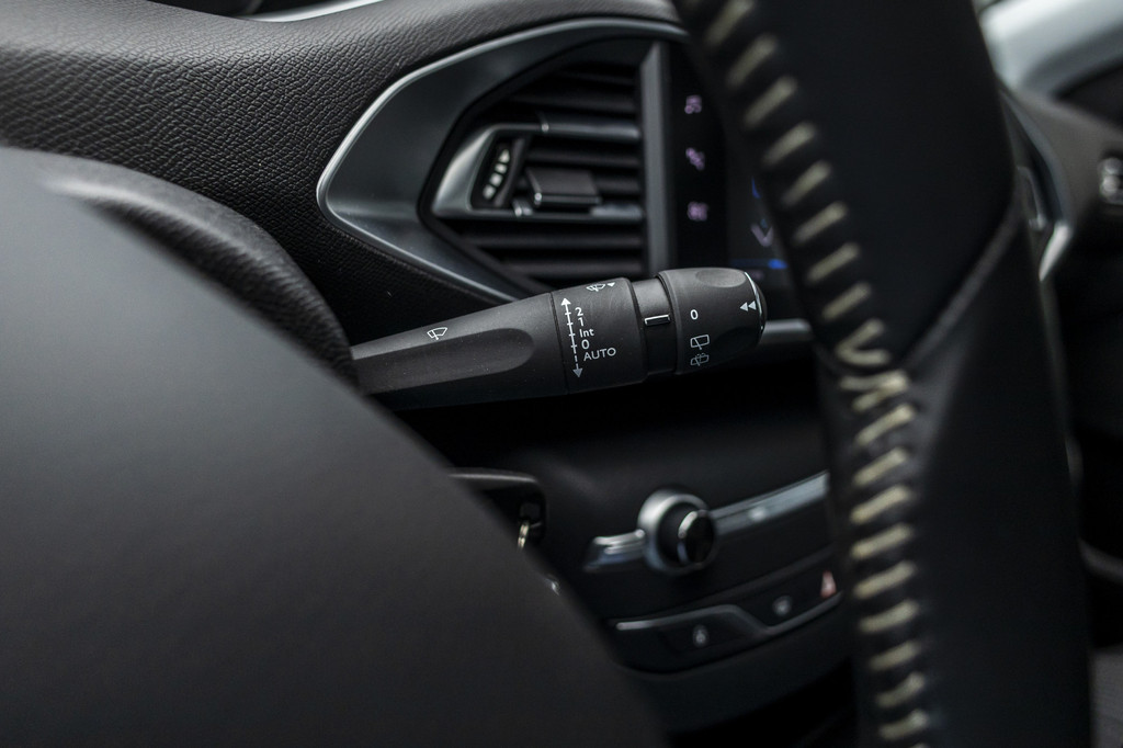 Peugeot 308 (K242LJ) met abonnement
