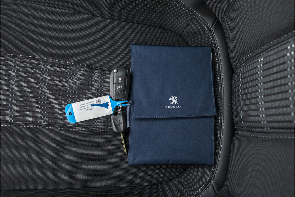 Peugeot 308 (K242LJ) met abonnement