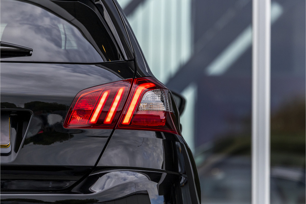 Peugeot 308 (K242LJ) met abonnement