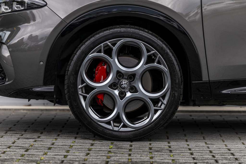 Alfa Romeo Tonale (HFS59R) met abonnement