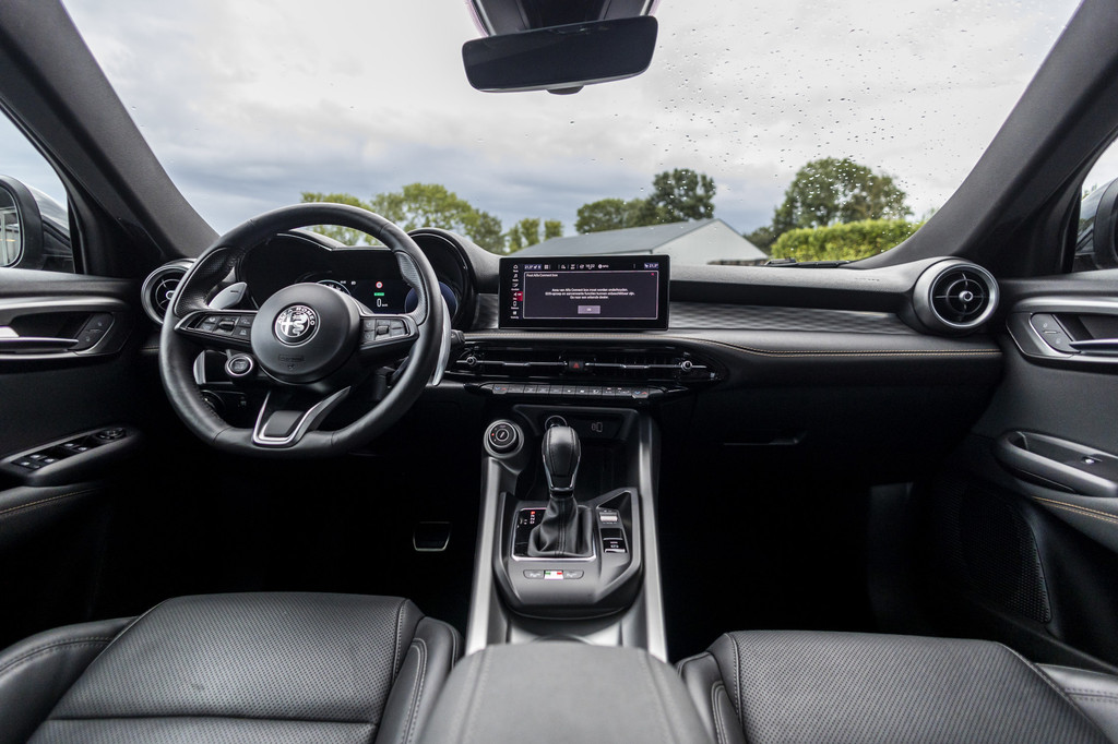 Alfa Romeo Tonale (HFS59R) met abonnement