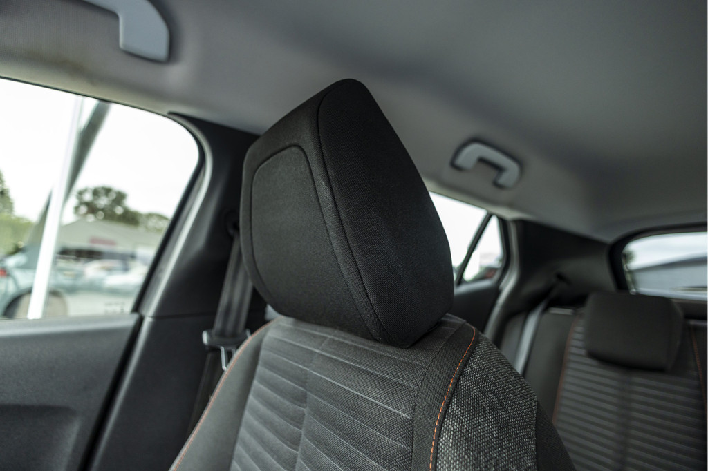 Peugeot 2008 (L538TN) met abonnement