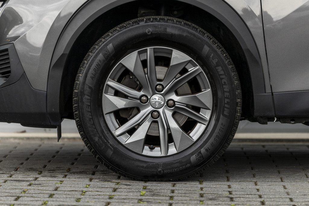 Peugeot 2008 (L538TN) met abonnement