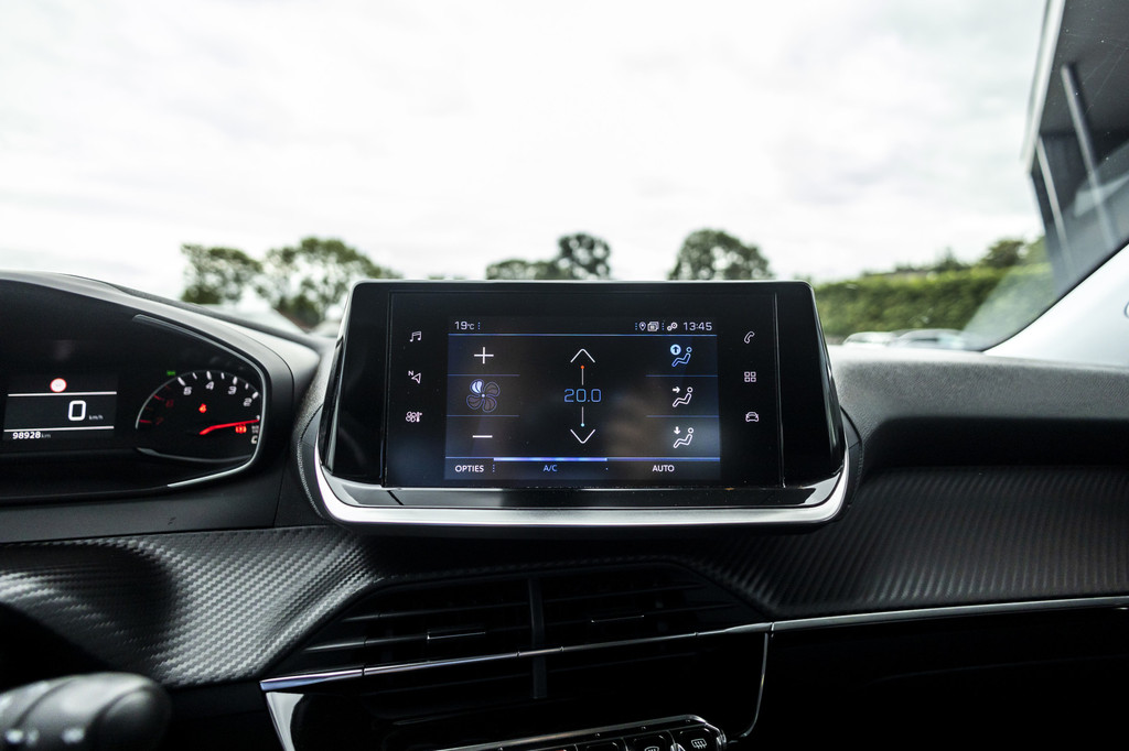 Peugeot 2008 (L538TN) met abonnement
