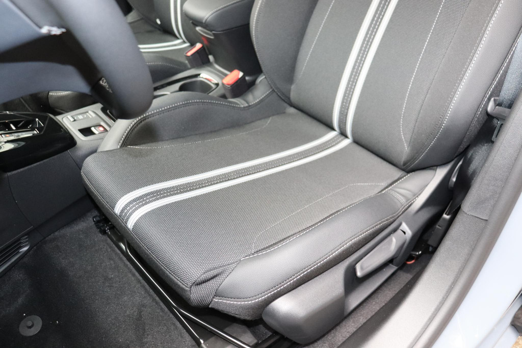 Opel Corsa (KPG25F) met abonnement