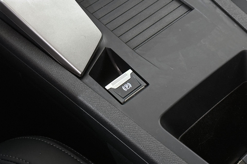 Peugeot 408 (JTX23K) met abonnement