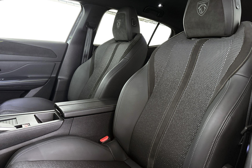 Peugeot 408 (JTX23K) met abonnement