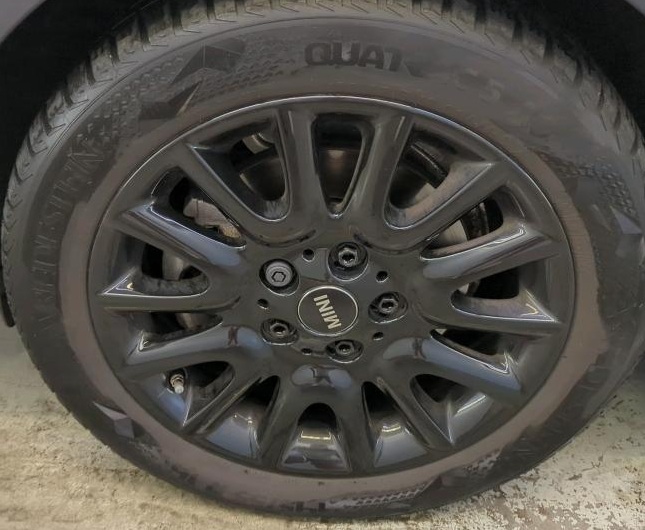 MINI 5-Deurs (X931DK) met abonnement