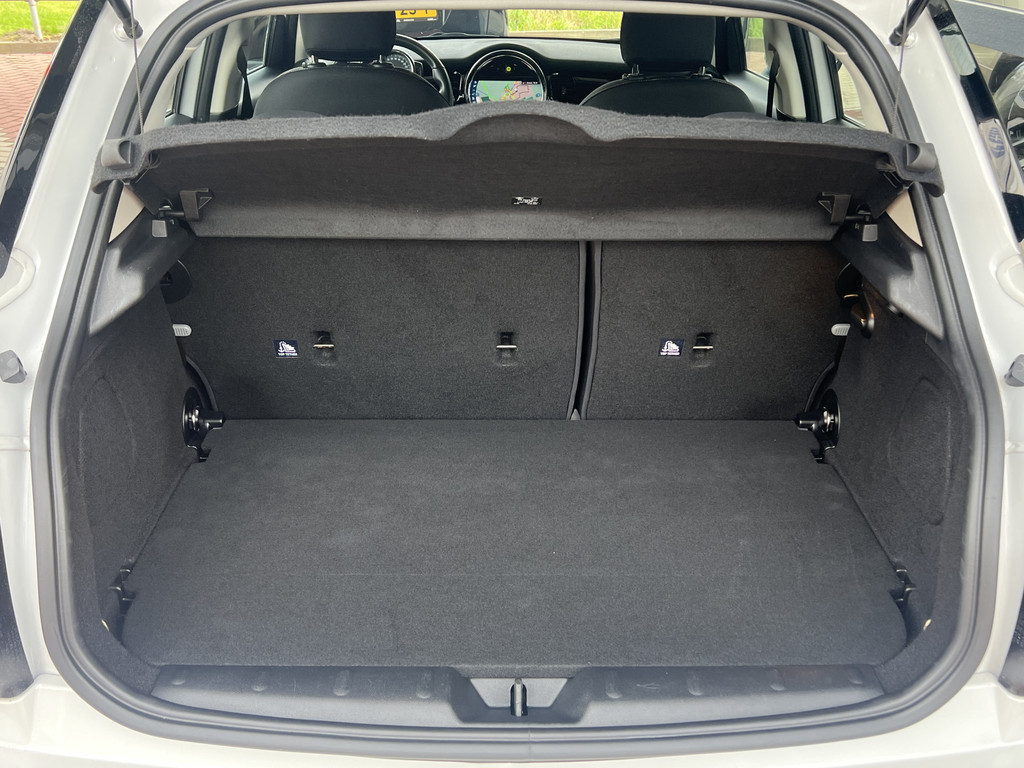 MINI 5-Deurs (X931DK) met abonnement
