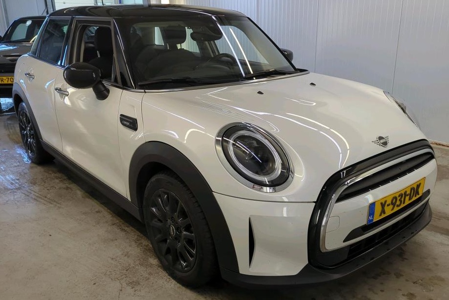 MINI 5-Deurs (X931DK) met abonnement