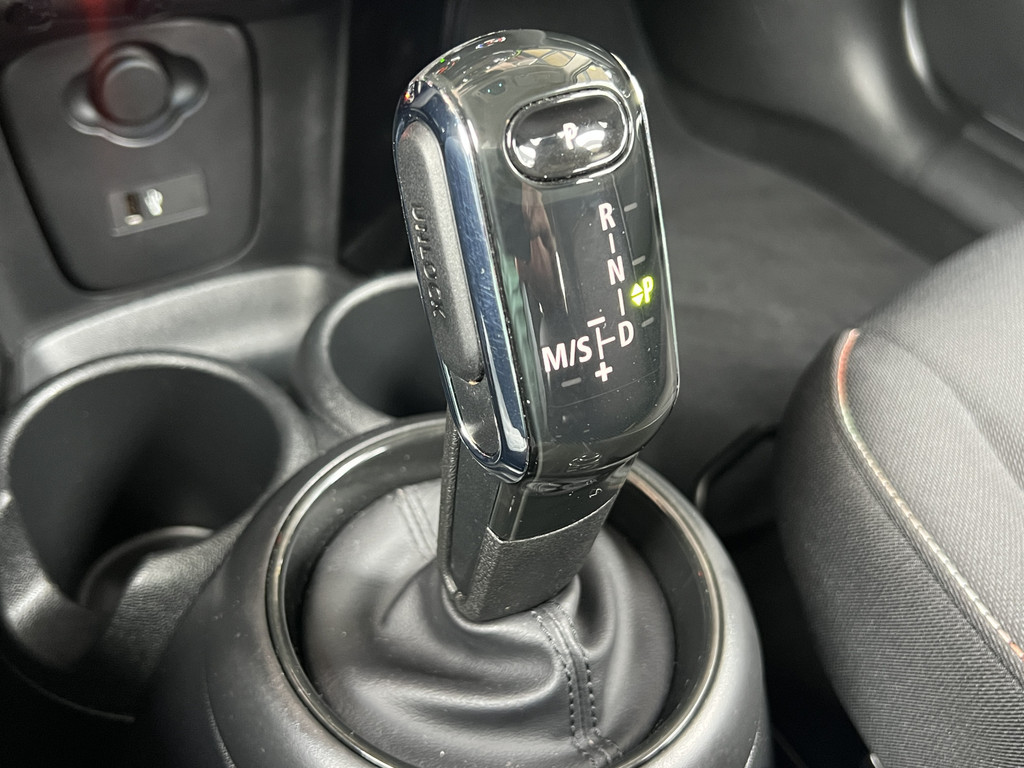 MINI 5-Deurs (X931DK) met abonnement
