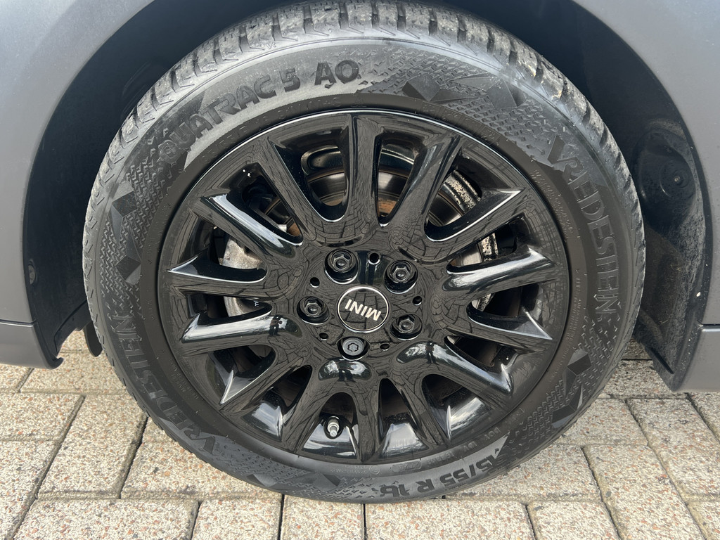 MINI 5-Deurs (X931DK) met abonnement