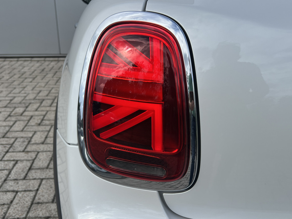 MINI 5-Deurs (X931DK) met abonnement