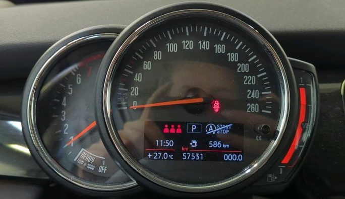 MINI 5-Deurs (X931DK) met abonnement