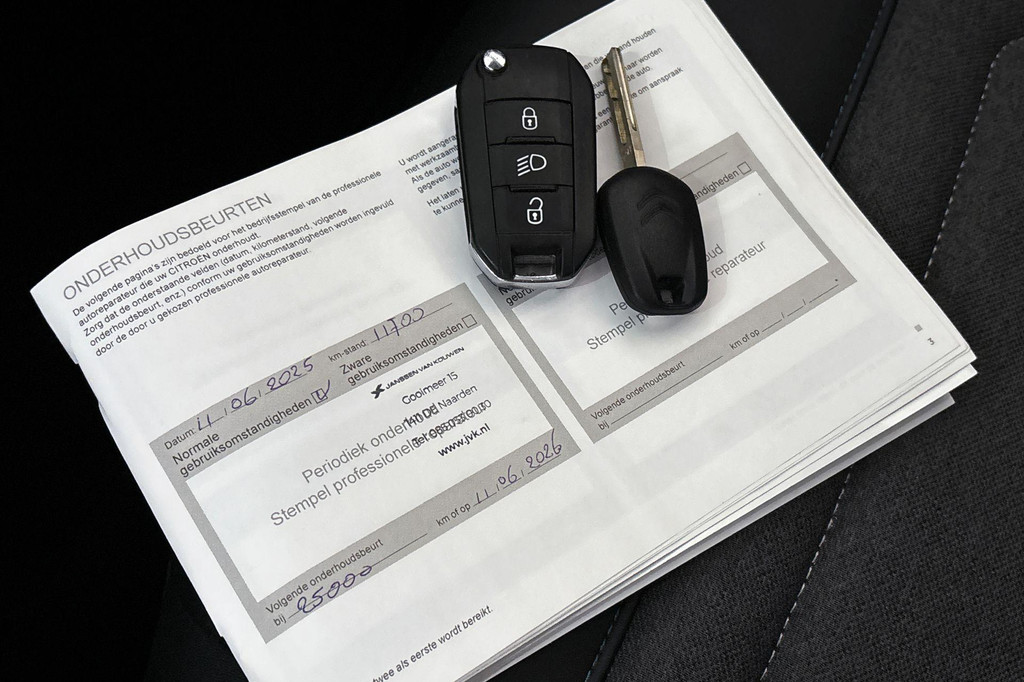 Citroën Ë-C4 (Z361RJ) met abonnement