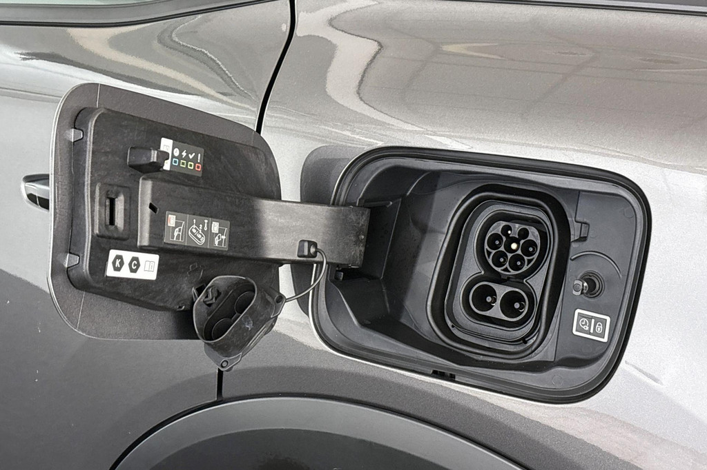 Citroën Ë-C4 (Z361RJ) met abonnement