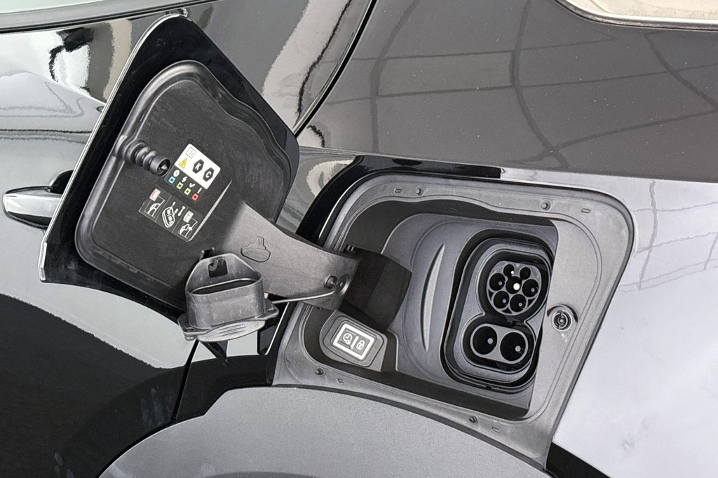 Opel Mokka-e (KTF22D) met abonnement