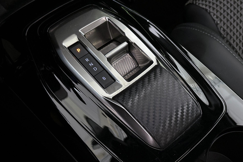 Peugeot e-2008 (KSR57P) met abonnement