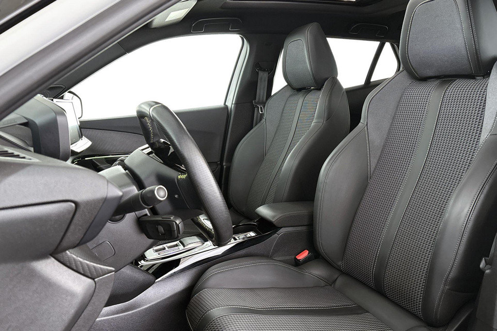 Peugeot e-2008 (KSR57P) met abonnement