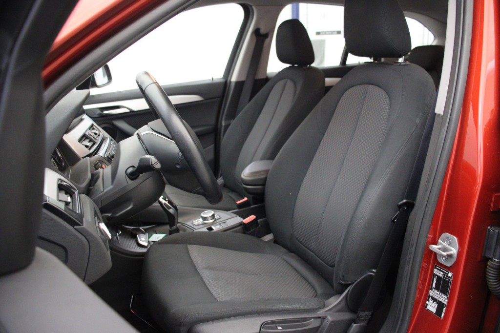 BMW X1 (L868ZP) met abonnement