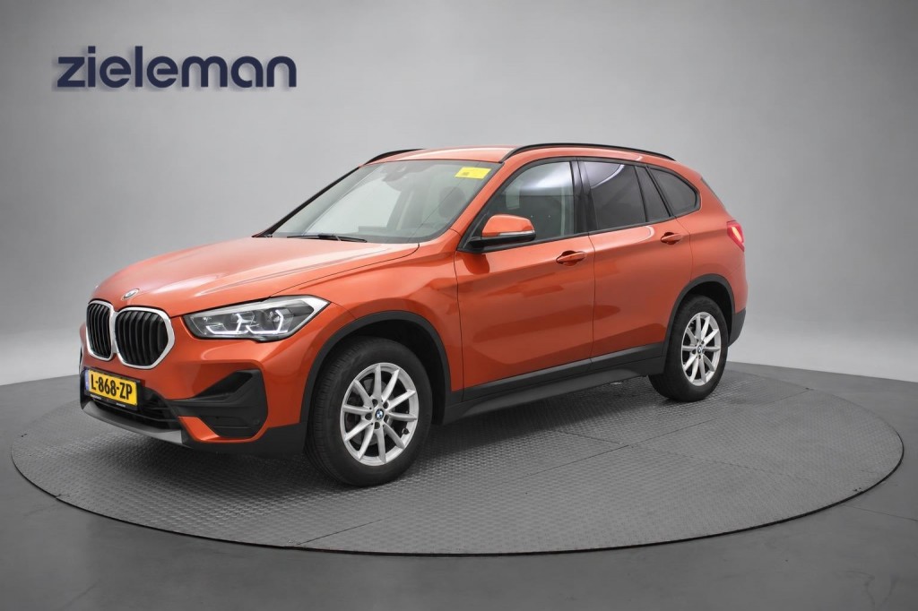 BMW X1 (L868ZP) met abonnement