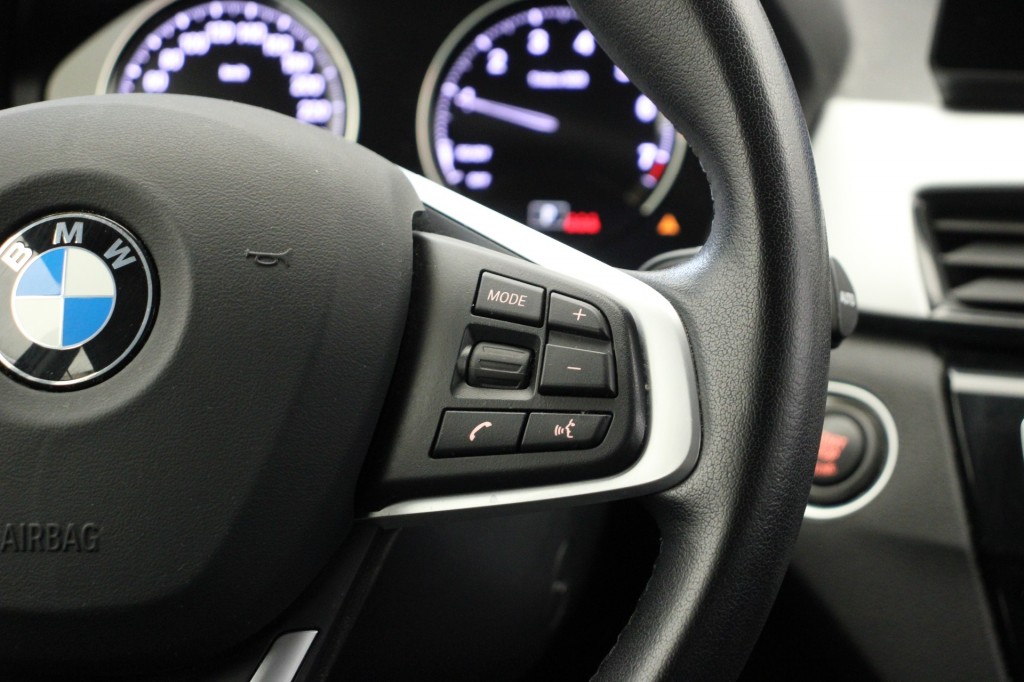 BMW X1 (L868ZP) met abonnement