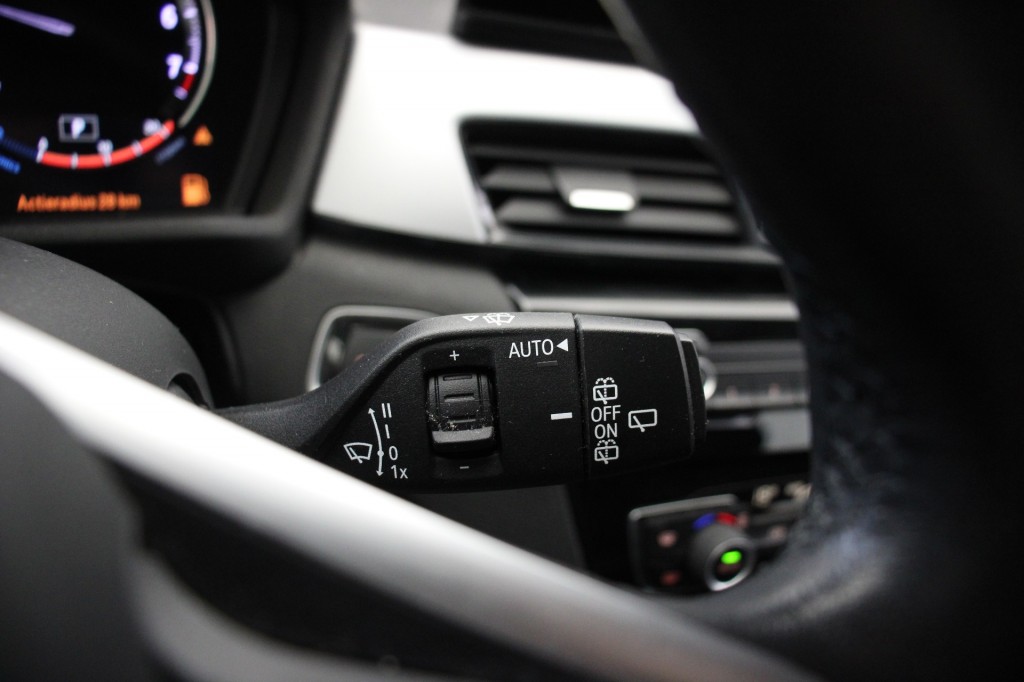 BMW X1 (L868ZP) met abonnement