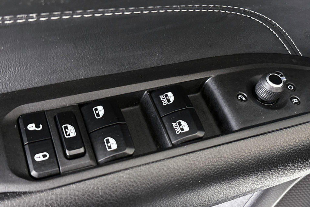 Jeep Compass (KNF75Z) met abonnement