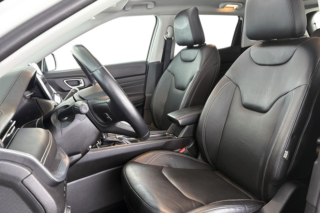 Jeep Compass (KNF75Z) met abonnement