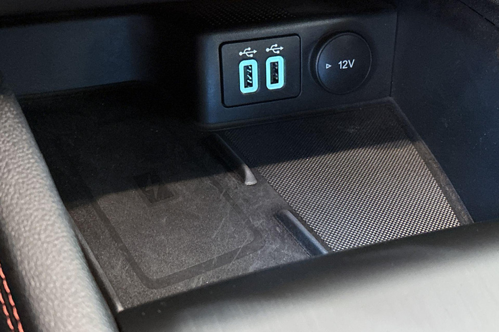 Ford Kuga (KSR41K) met abonnement