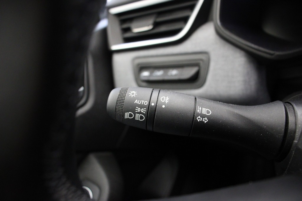 Renault Clio (X871PZ) met abonnement