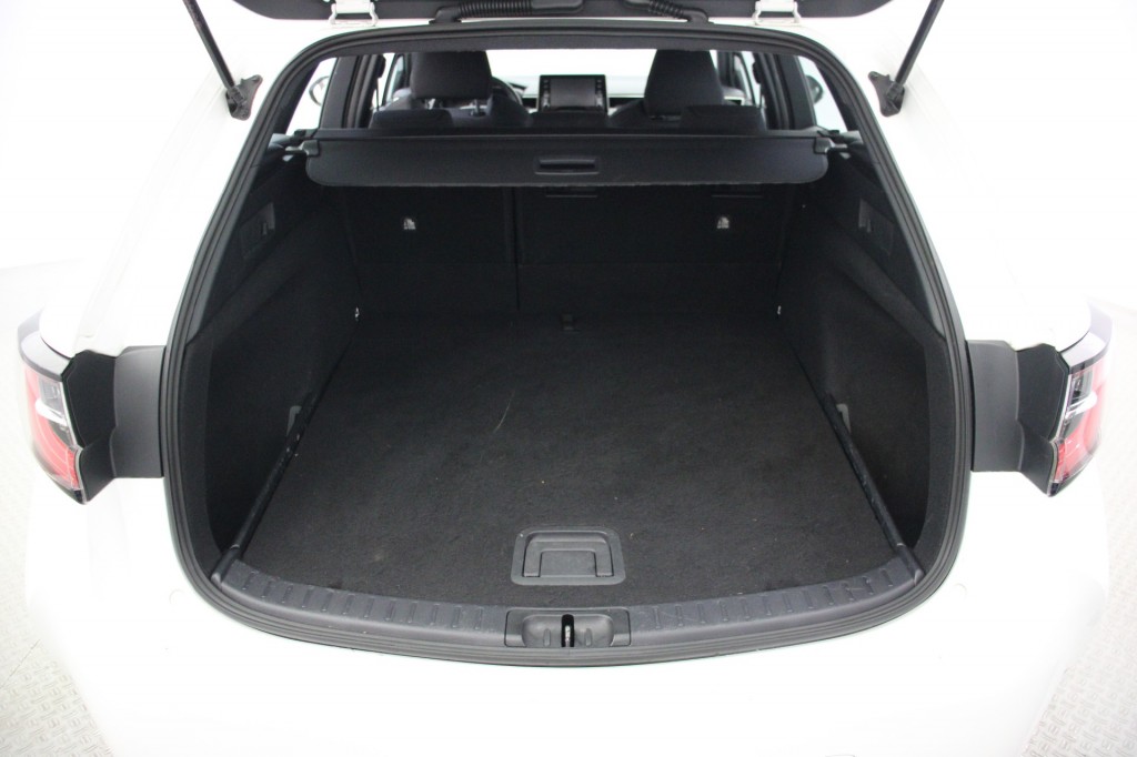 Toyota Corolla Touring Sports (L726GT) met abonnement