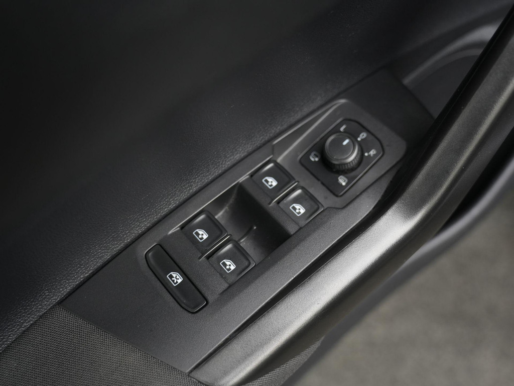 Volkswagen Polo (KTV94K) met abonnement