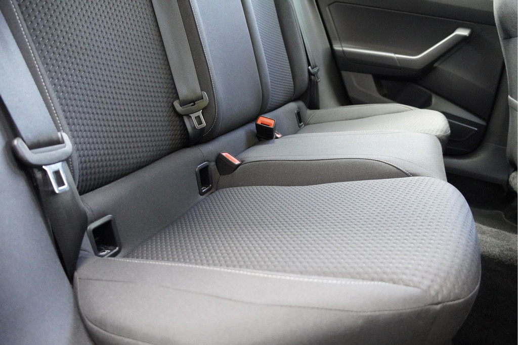 Volkswagen Polo (L142TB) met abonnement