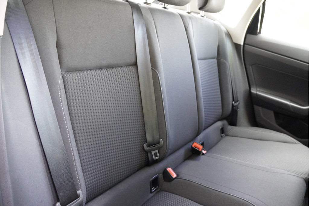 Volkswagen Polo (L142TB) met abonnement
