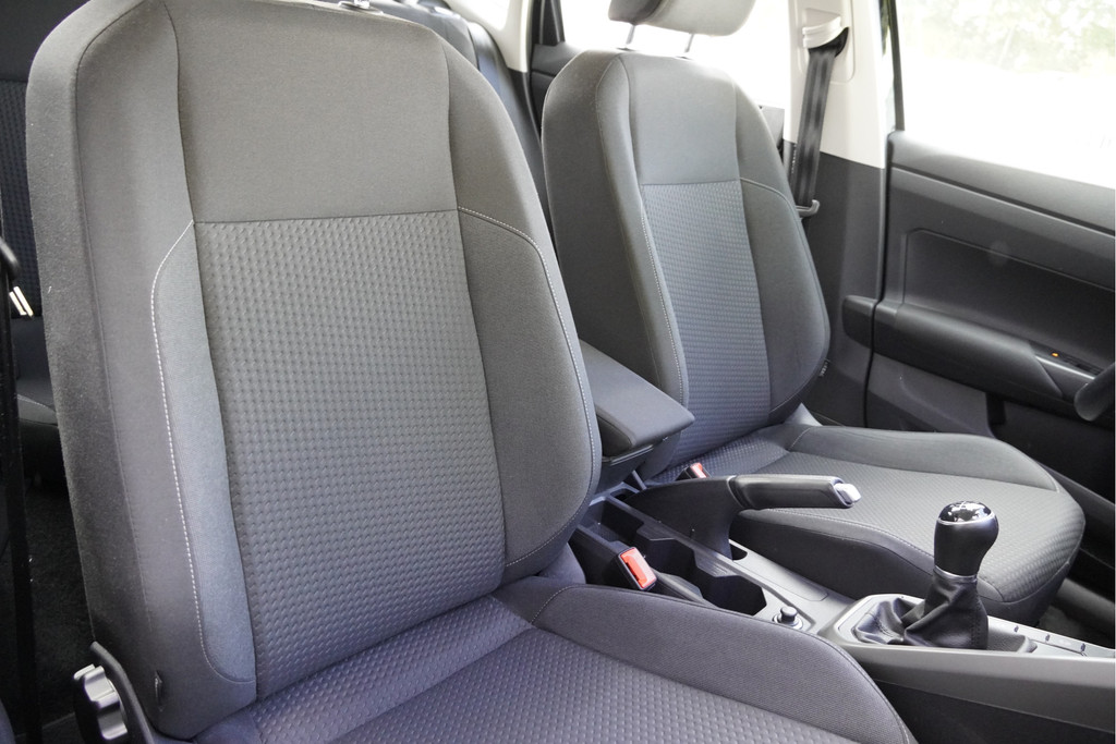 Volkswagen Polo (L142TB) met abonnement