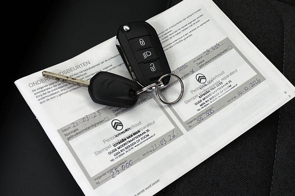 Citroën Ë-C4 (X303ZV) met abonnement
