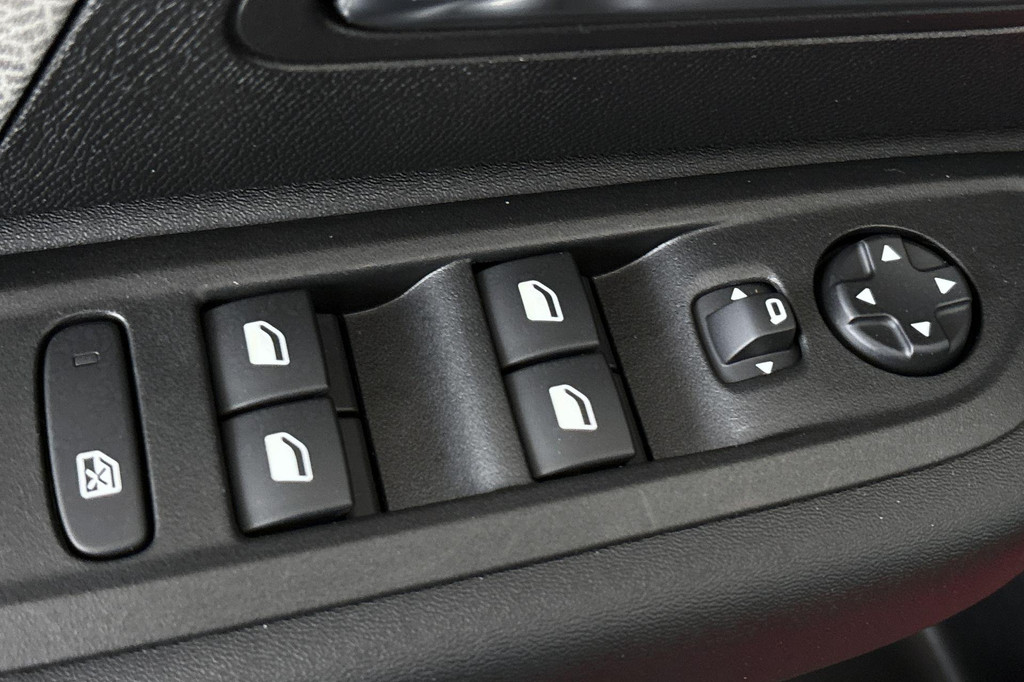 Citroën Ë-C4 (X303ZV) met abonnement