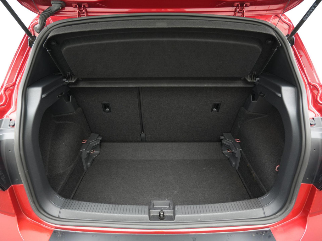 Volkswagen T-Cross (KTJ95V) met abonnement