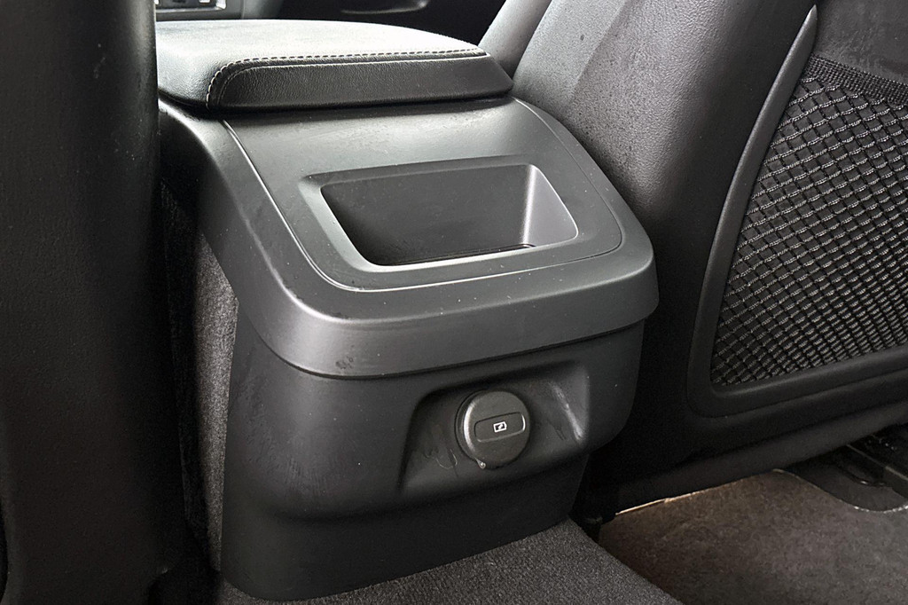 Volvo S60 (P815BS) met abonnement