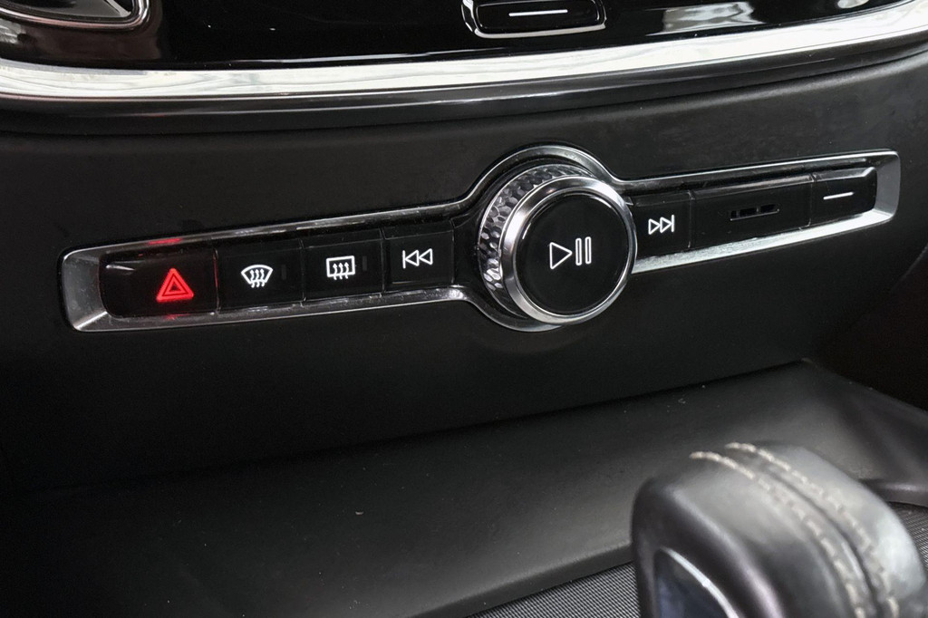 Volvo S60 (P815BS) met abonnement