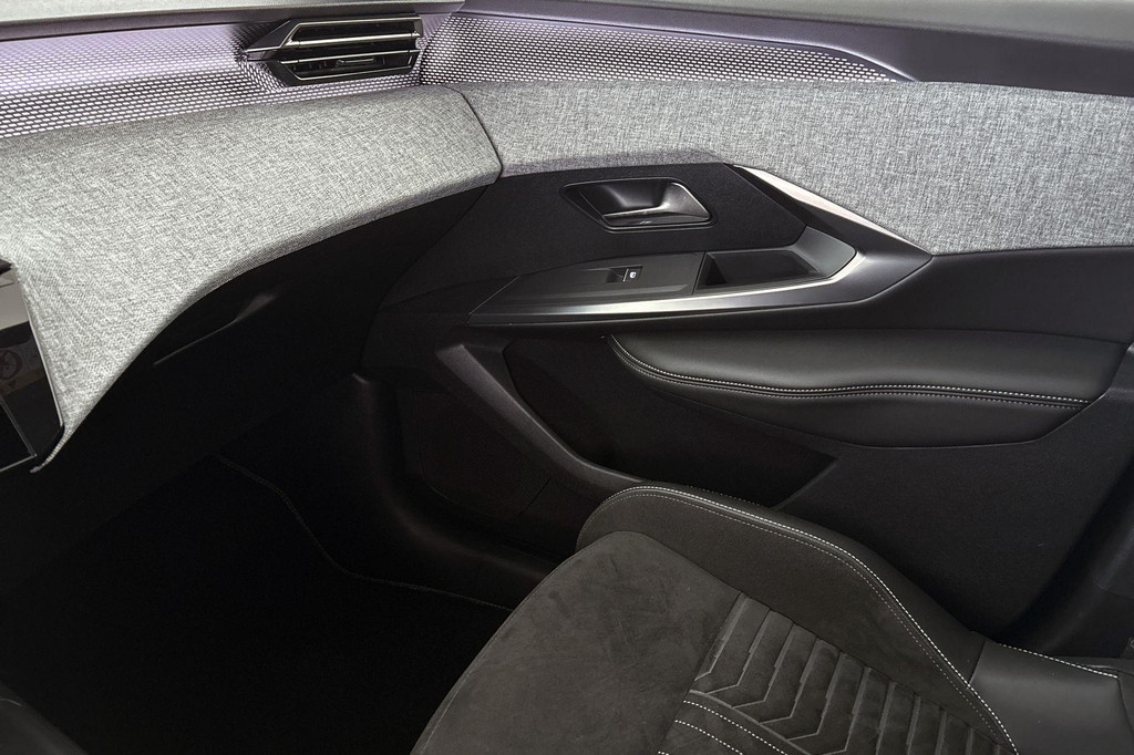 Peugeot 5008 (KSK09K) met abonnement