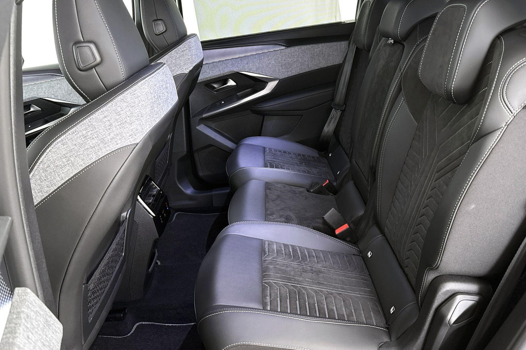 Peugeot 5008 (KSK09K) met abonnement