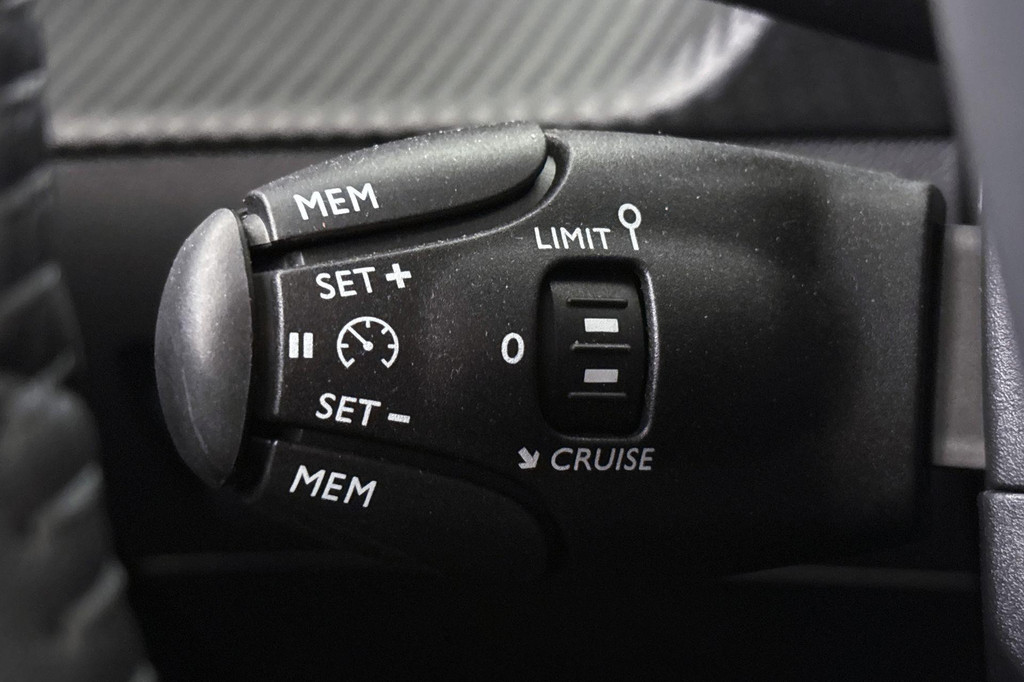 Peugeot 208 (KRP86T) met abonnement