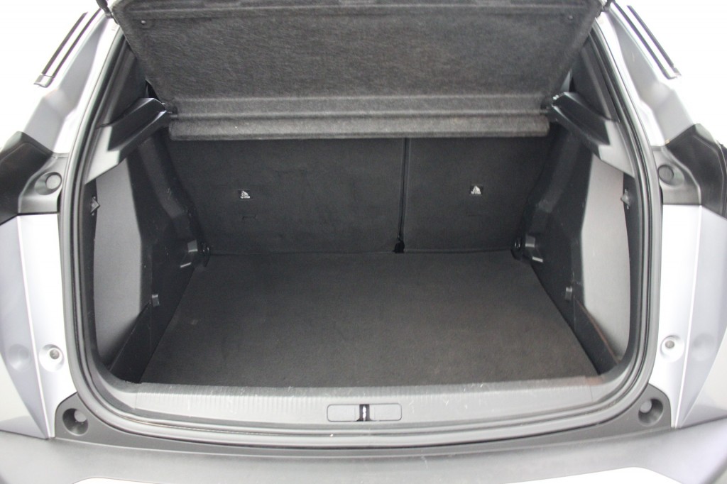 Peugeot 2008 (J492GR) met abonnement