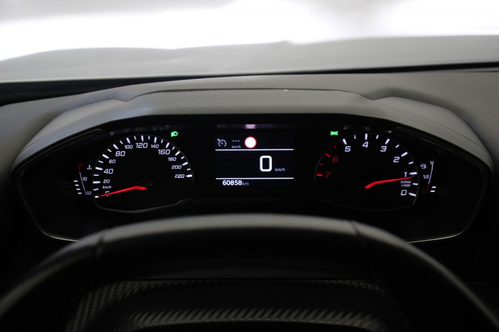 Peugeot 2008 (J492GR) met abonnement